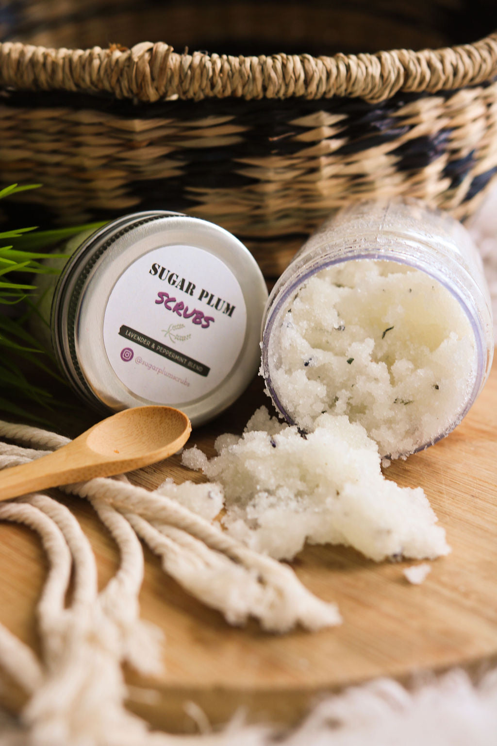 Refresh-Mint Peppermint and Lavender Exfoliating Body Scrub